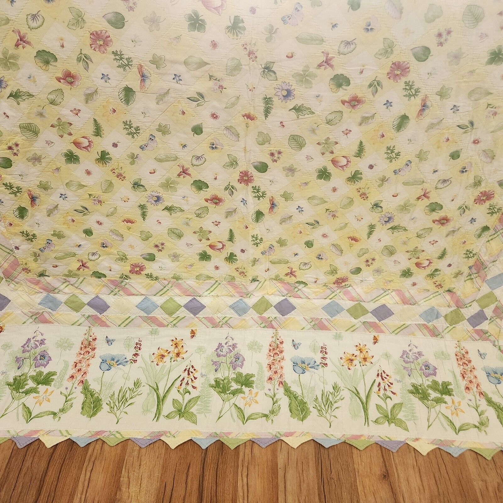 Vintage 80s Hand Stitched Quilt Queen Wild Flowers Floral Country Yellow Pink