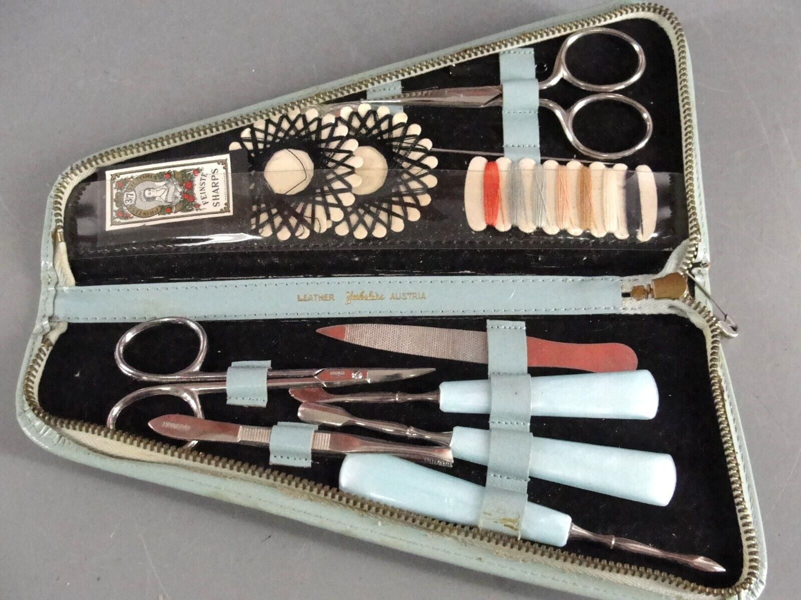 YORKSHIRE VANITY MANICURE NAIL SEWING TRAVEL KIT LEATHER CASE AUSTRIA ANTIQUE