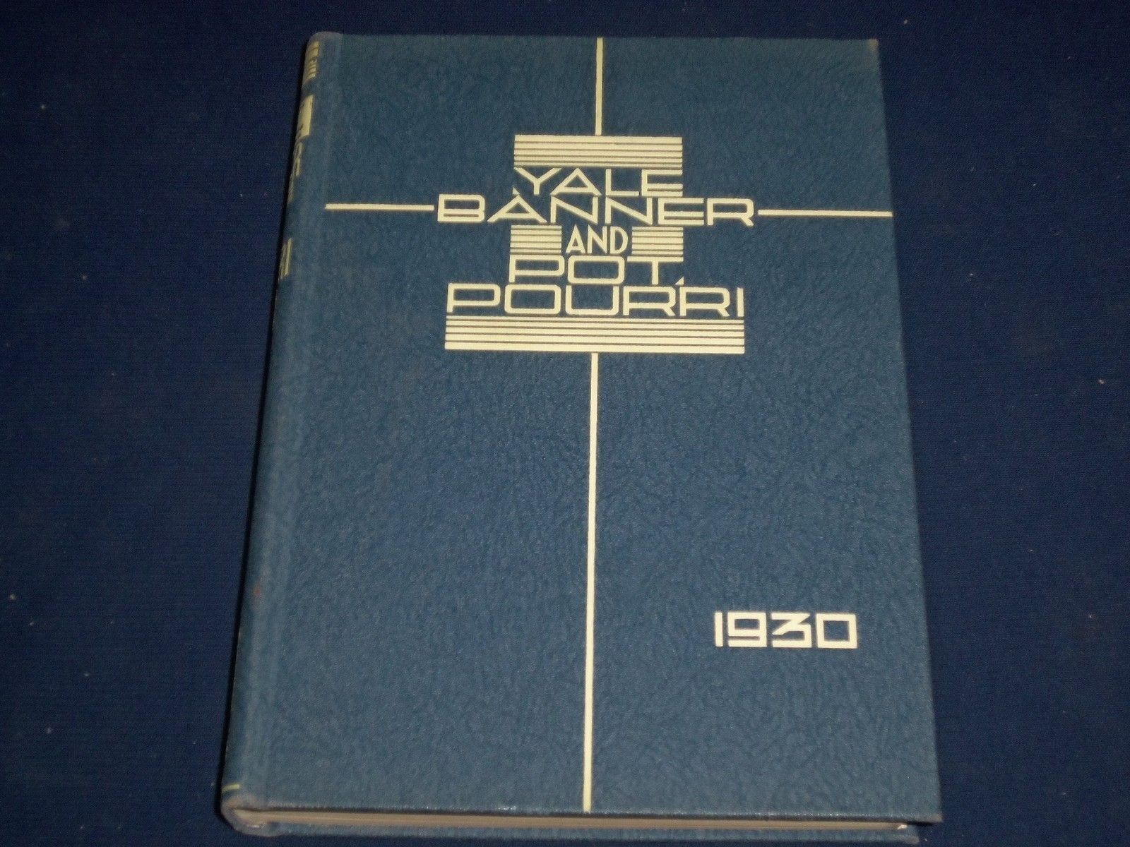 1930 THE YALE BANNER & POT POURRI ANNUAL YALE UNIVERSITY YEARBOOK - YB 395