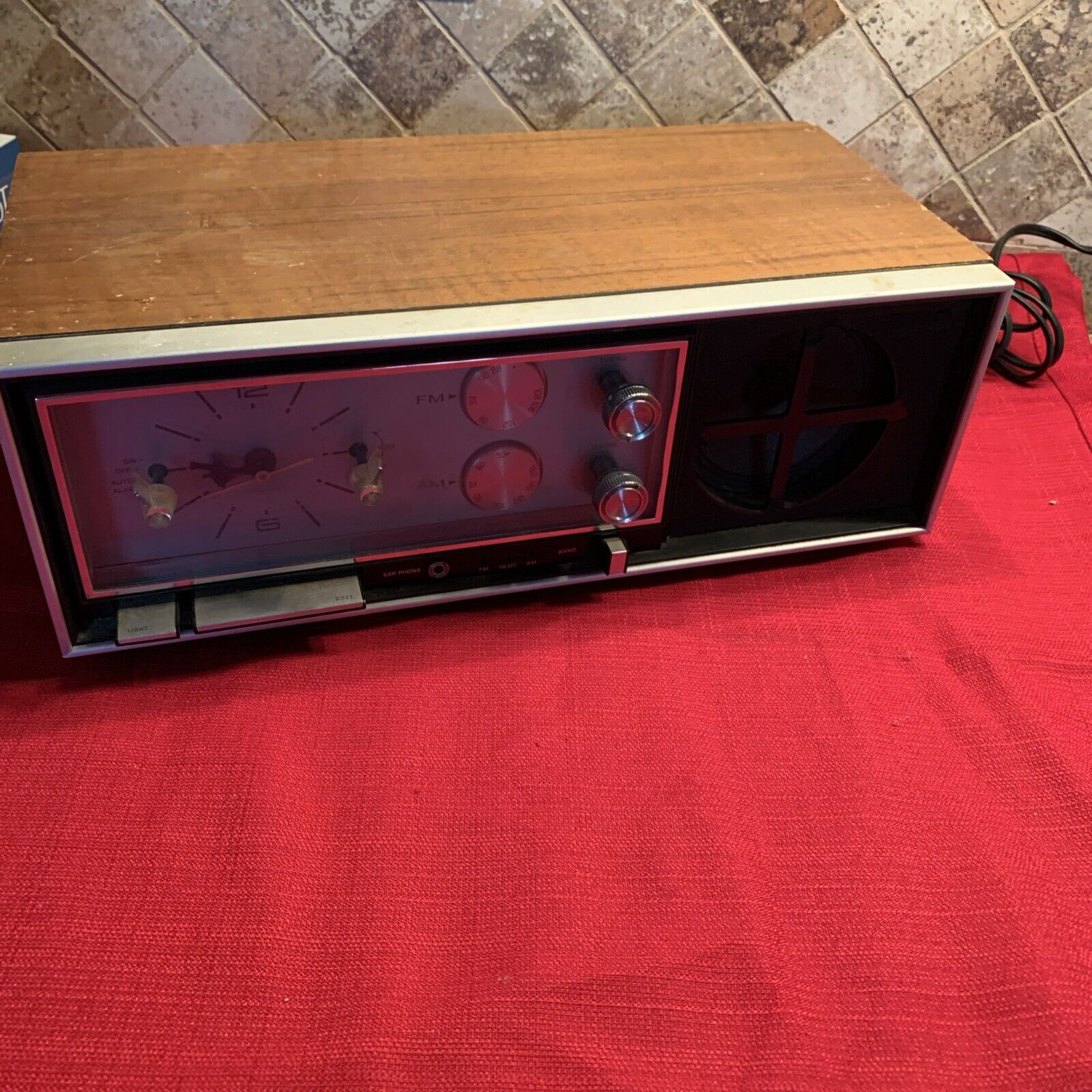 VINTAGE Panasonic RC-7240 FM-AM Clock Radio Alarm, Wood, mid-70-s Japan Works