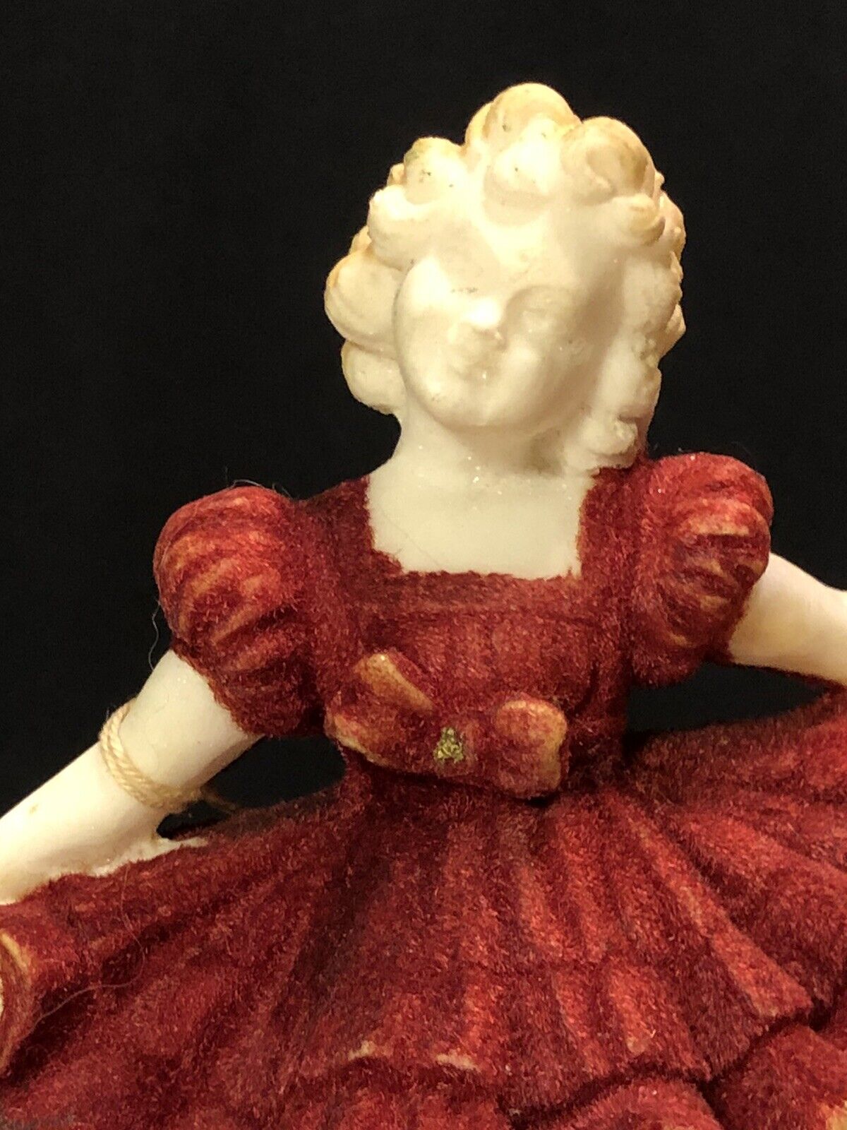 RARE, Shirley Temple Flocked Dress “Baby Takes A Bow” Figurine Rock Salt 6.5