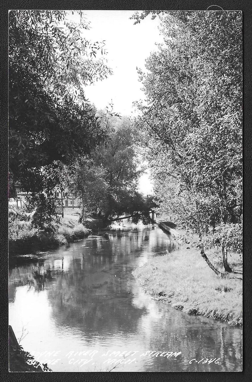 1946 BOYNE CITY MICHIGAN MI River Smelt Fishing Stream RPPC REAL PHOTO POSTCARD