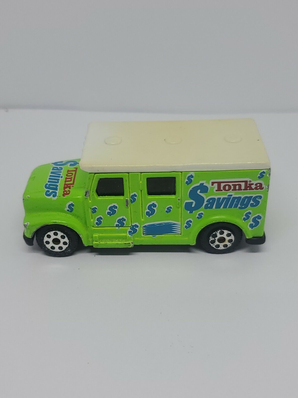 Vintage Maisto Green Armored Van Tonka Savings 1/64 Rare 2002 Hasbro.C1 