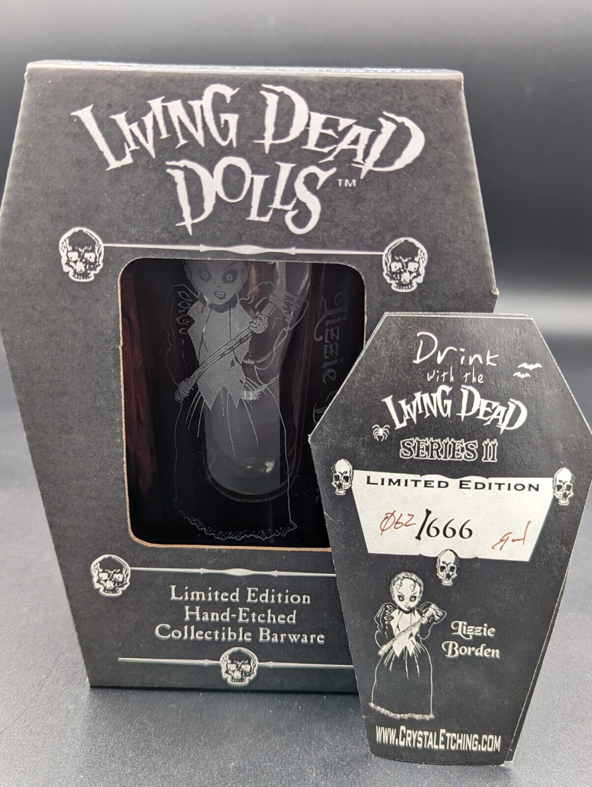 LIVING DEAD DOLLS LIMITED 062/666 HAND-ETCHED COLLECTIBLE BARWARE Lizzie Borden 