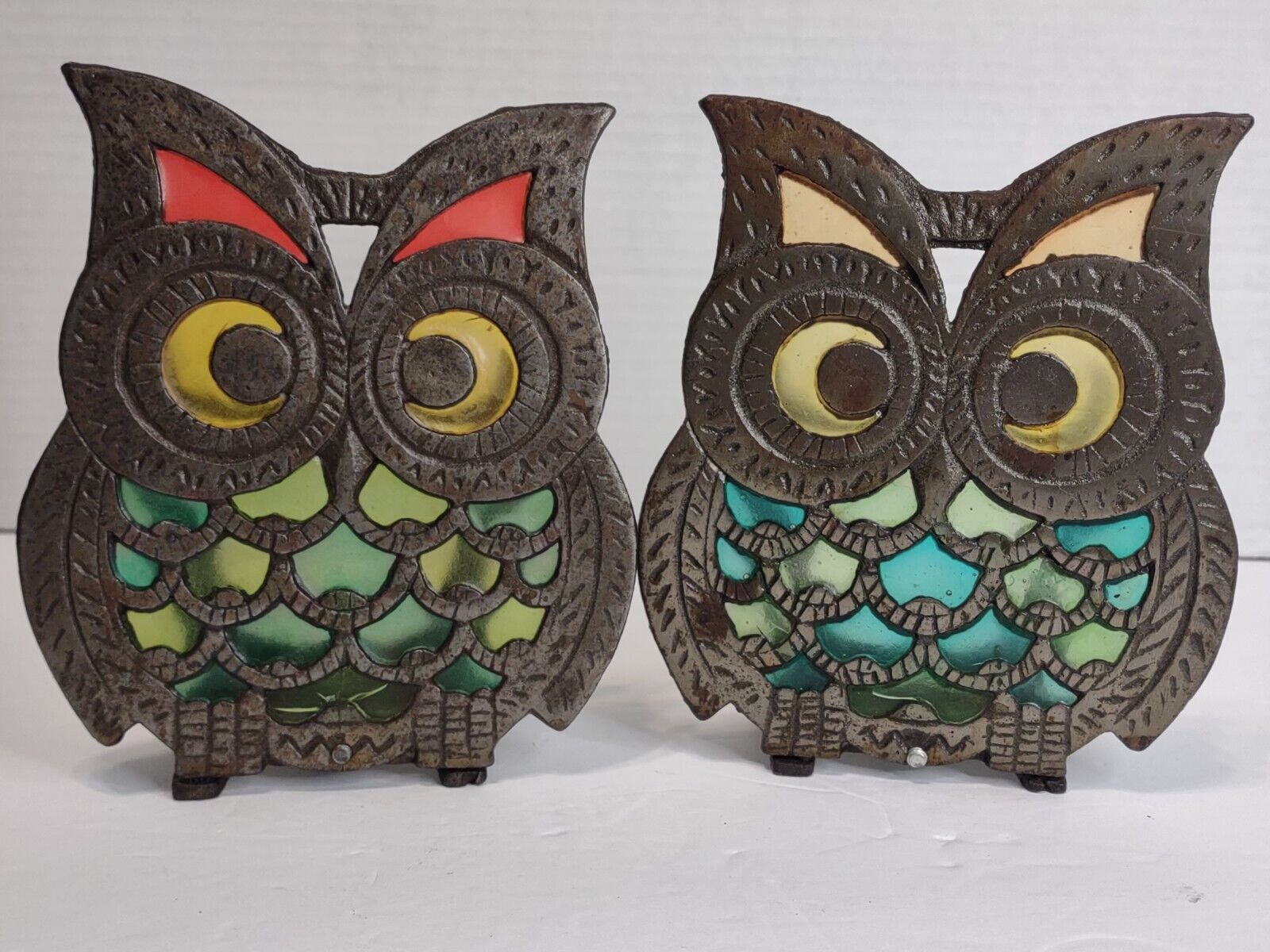 2 Vintage BOHO Retro Owl  Stained Glass Cast Iron Napkin Holders 