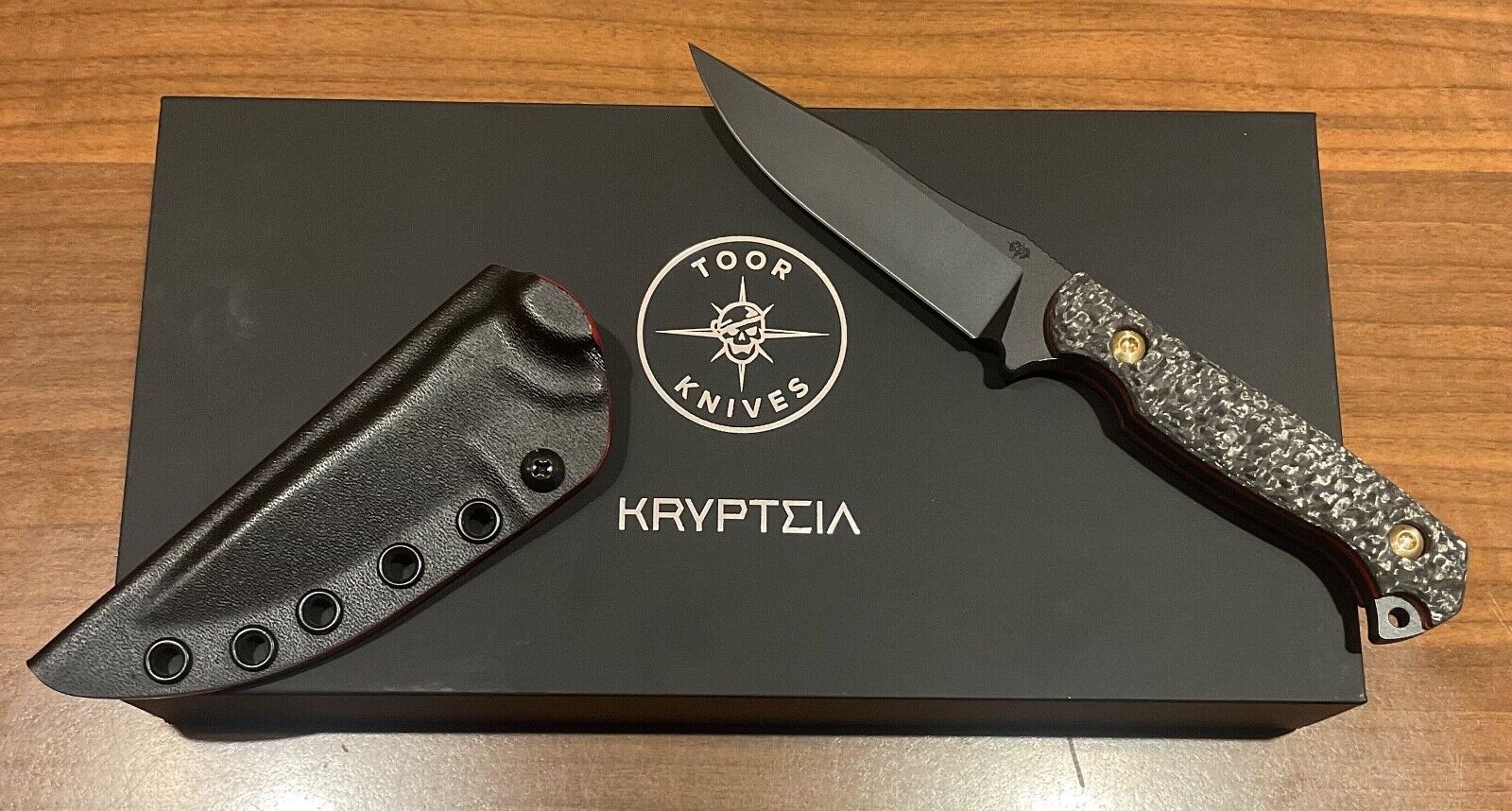 Toor Knives Heavy Metal Collection KRYPTEIA S  - CF+G10 w/Sheath STORE DISPLAY