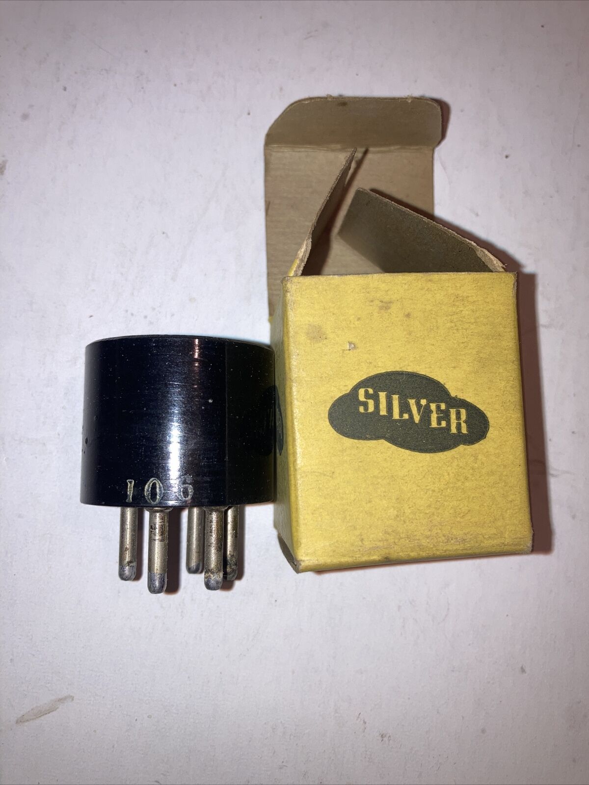 Vintage McMurdo Silver 106 Inductor plug in coil  with Box