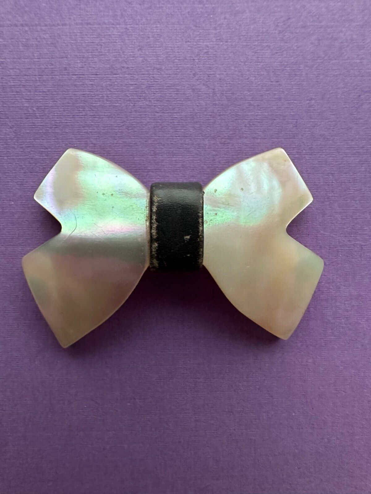Unusual, Gorgeous Vintage Mother of Pearl Bow-Shaped Trim with Leather Center