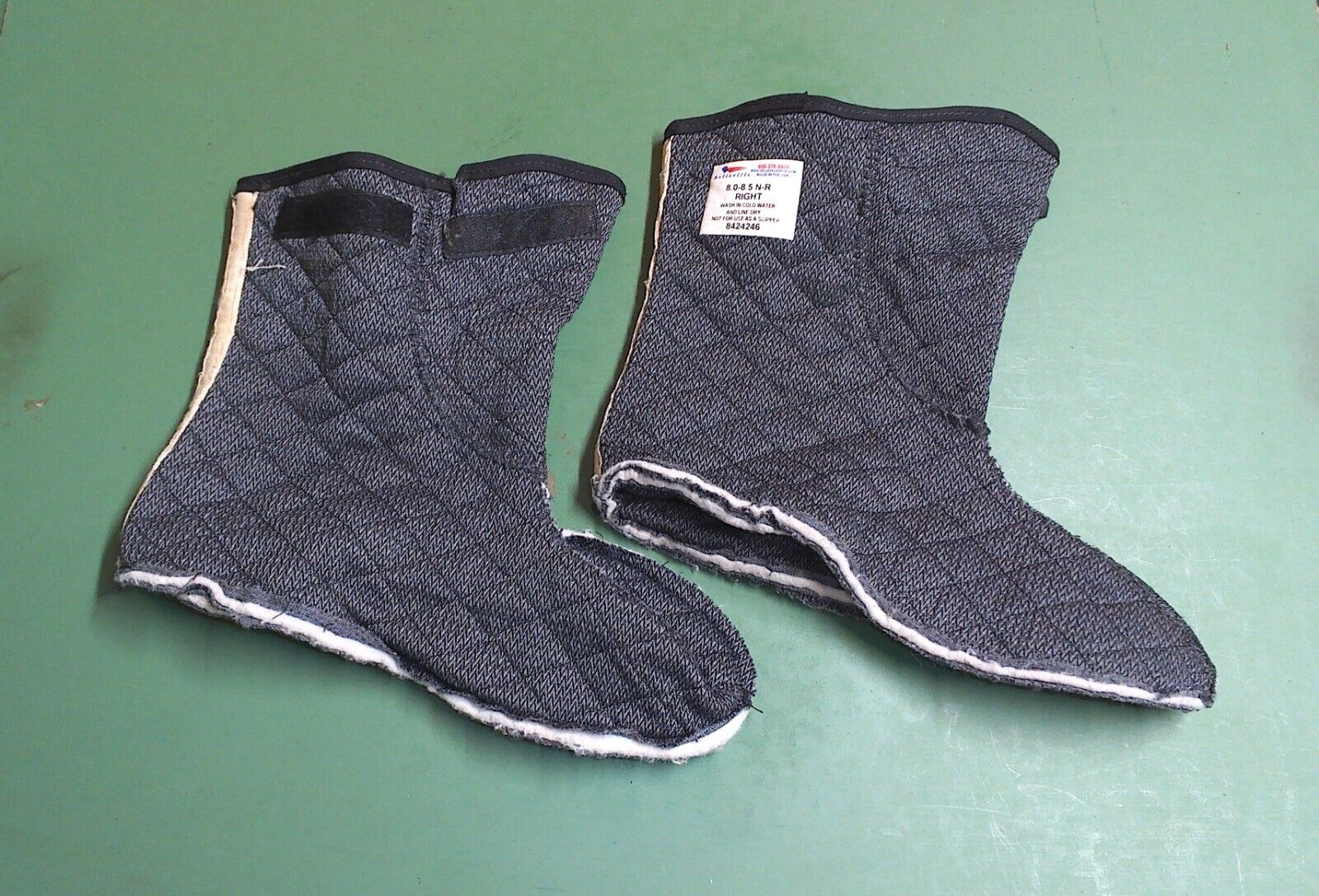 Pair of USGI Intermediate Cold Weather ICW Gray Boot Liner Inserts 8.0 - 8.5 N/R