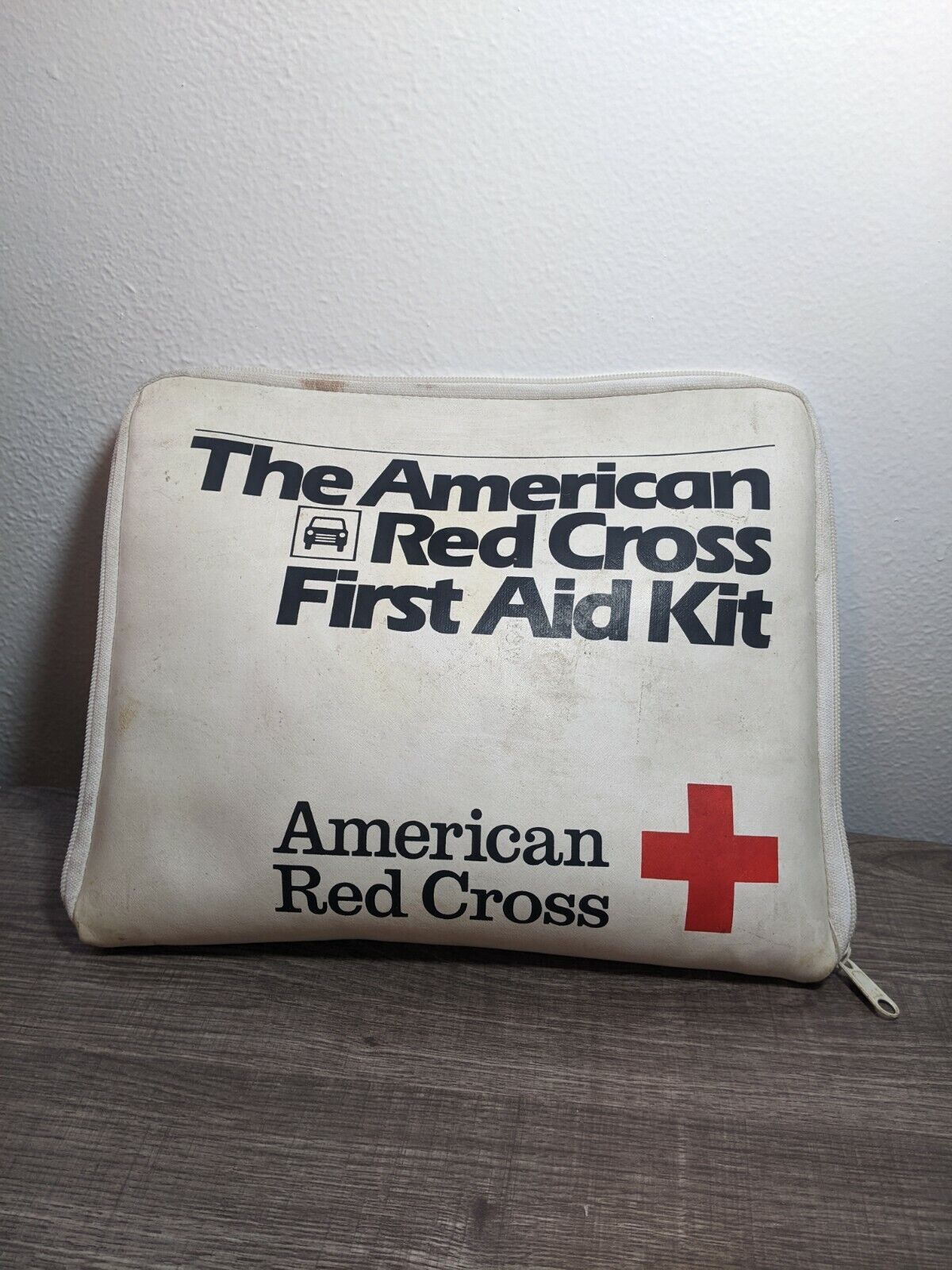 Vintage Zip Up American Red Cross First Aid Kit With Original Supplies 1984