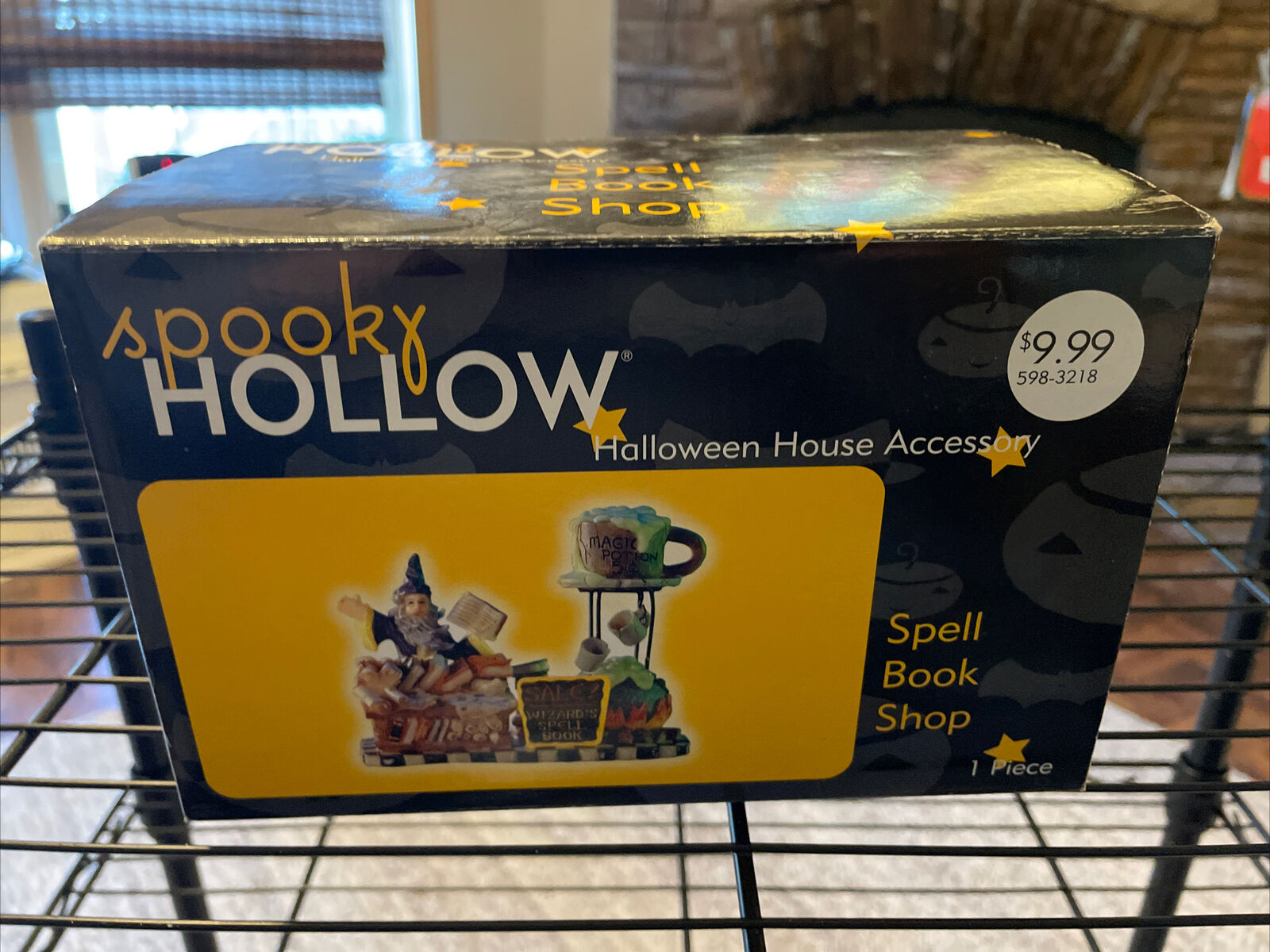 Spooky Hollow Spell Book Shop Halloween Decor 2002 Wizard Magic Potion “READ”