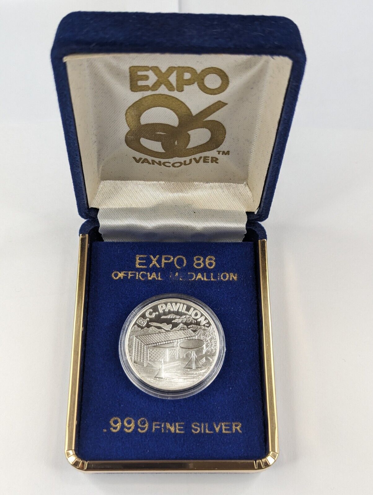 1986 Vancouver Expo .999 Silver Medallion Canada BC Pavilion