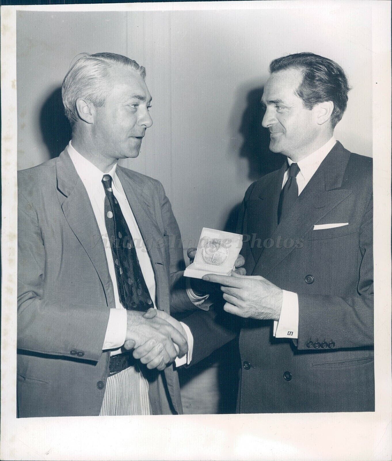 1947 Press Photo Kingsbury Smith European General Manager Atlantic City NJ