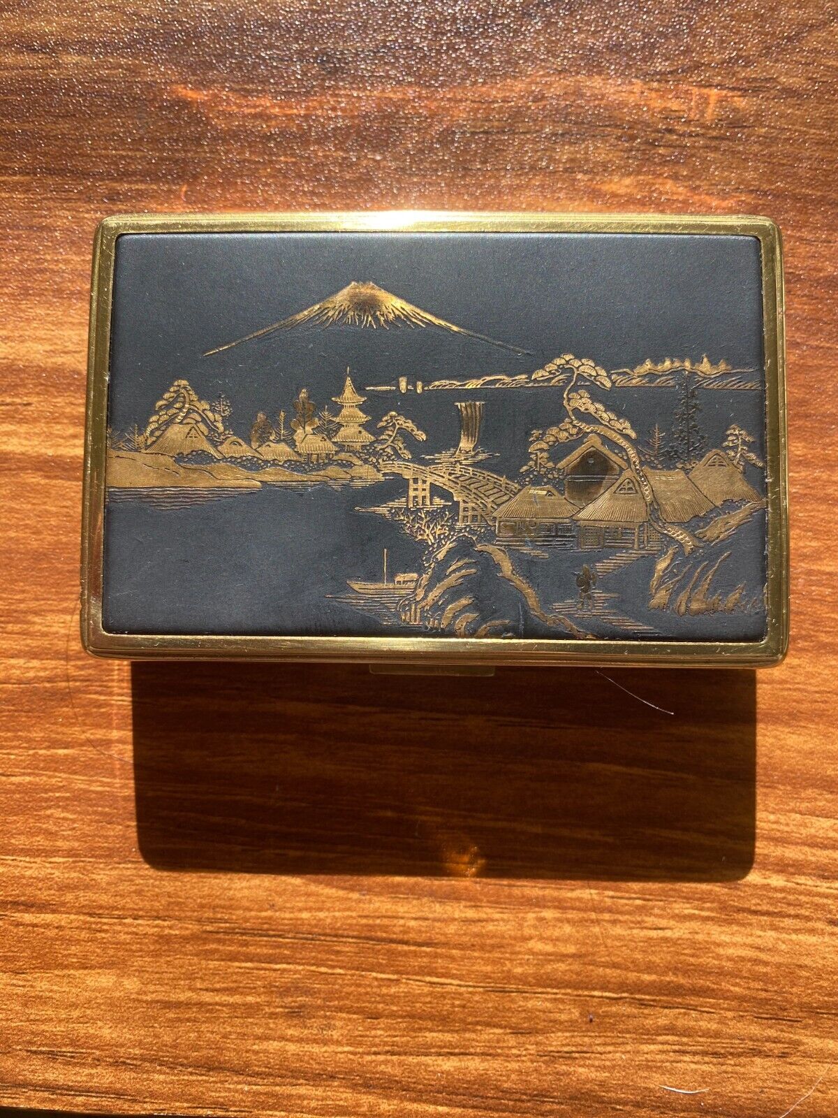 WORKING: Vintage SANKYO Japan Miniature Music Box Musical Powder Compact Case