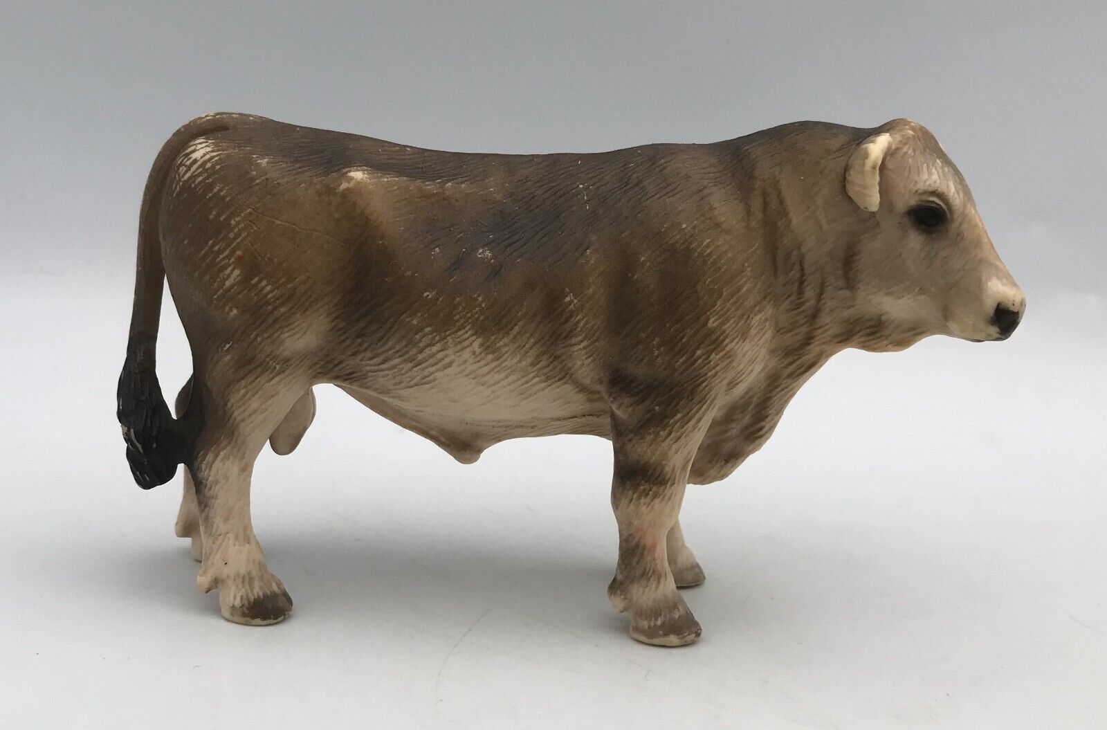 Schleich Light Brown Jersey SWISS BULL Steer Cow Farm Figure 2001 Retired 13257