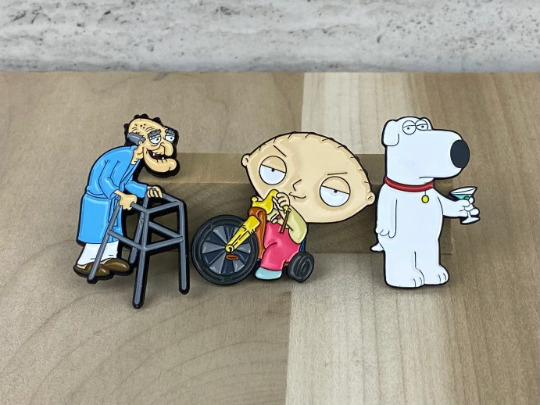 Family Guy Pin Set