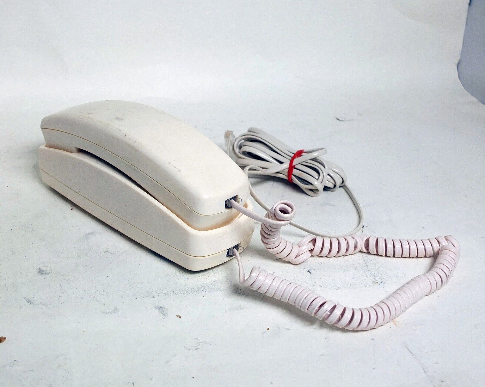Jutan International Ltd JIL JRT 9191 Compact Telephone Vintage