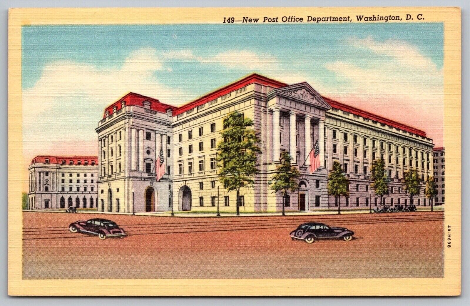 New Post Office Department Washington DC Street View American Flags VNG Postcard