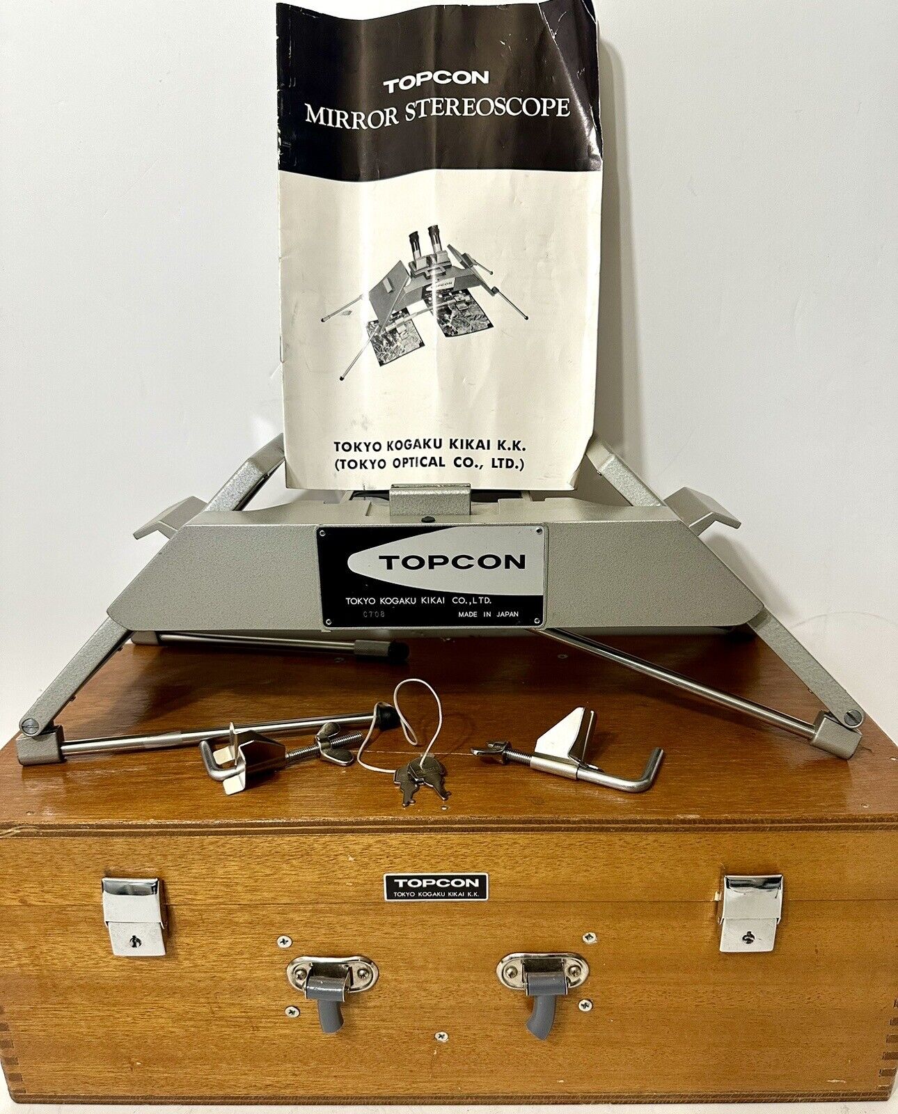 Vintage Topcon Mirror Stereoscope Model 3 in Wooden Case Tokyo Optical Co.