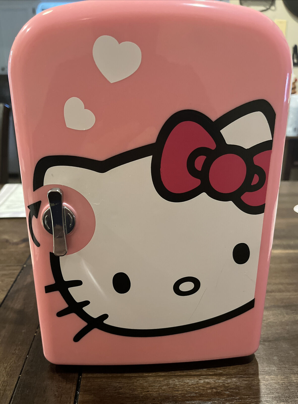 Hello Kitty Compact Refrigerator Personal Mini Fridge #76009-TRU (Free Shipping)