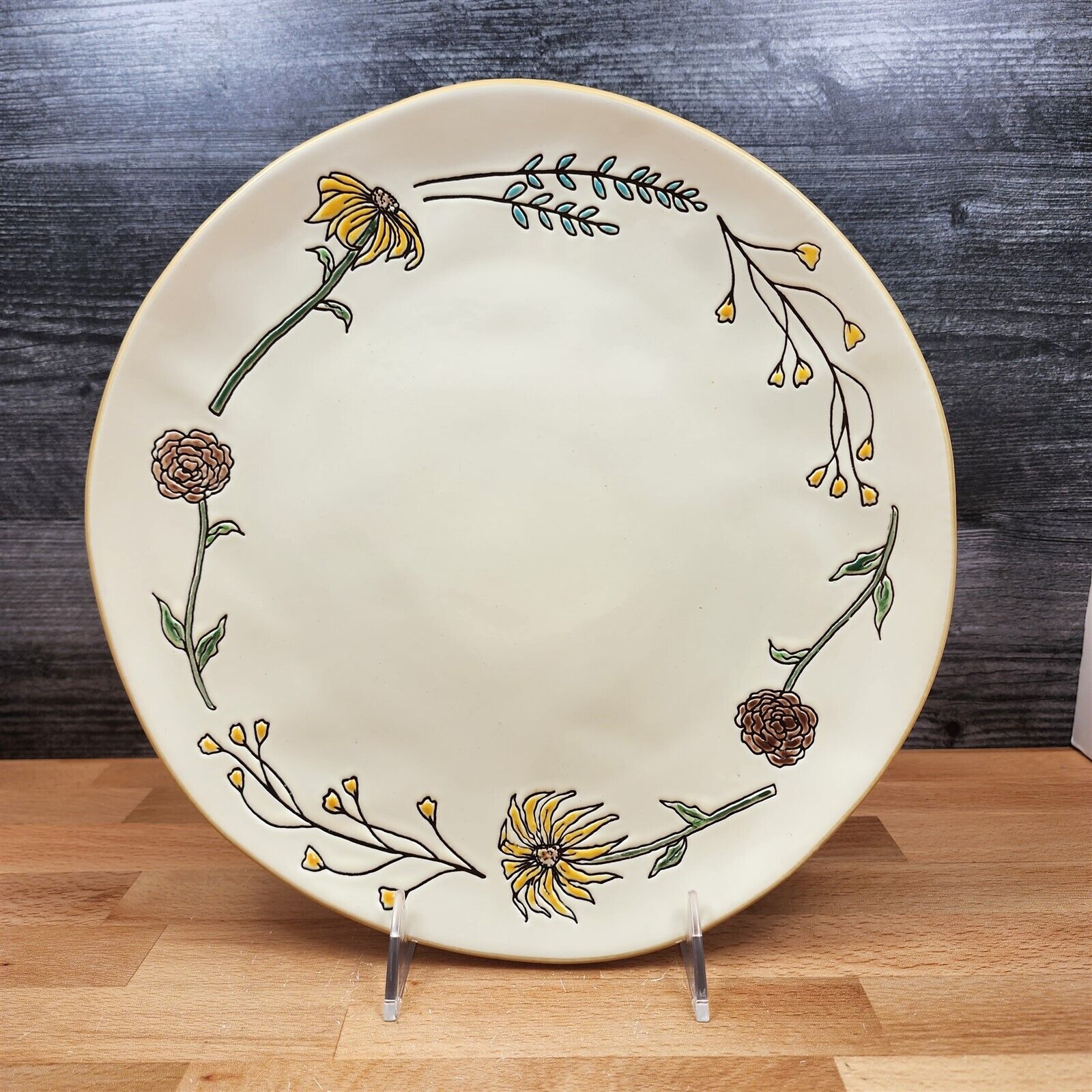 Floral Plate Decorative Flowers Embossed 11\