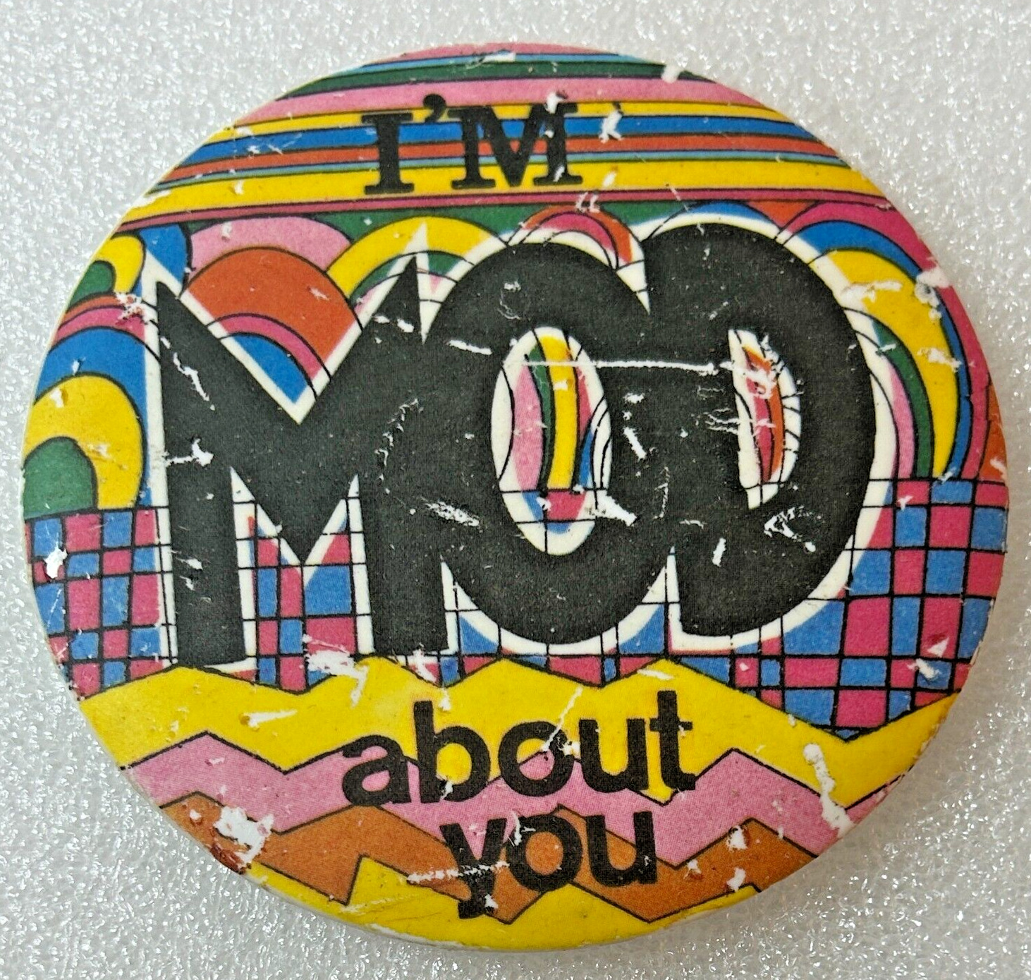 Vintage 1968 I'm Mod About You HASBRO Hippie Psychedelic Button Pin Pinback