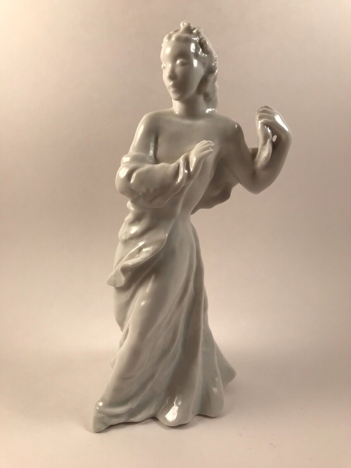 Rosenthal Porcelain Figurine 1933 Adagio by L. Friedrich Gronau 7” Tall White