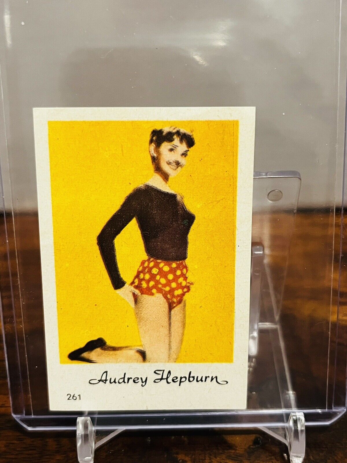 1958 Dutch Gum Card #261 Audrey Hepburn