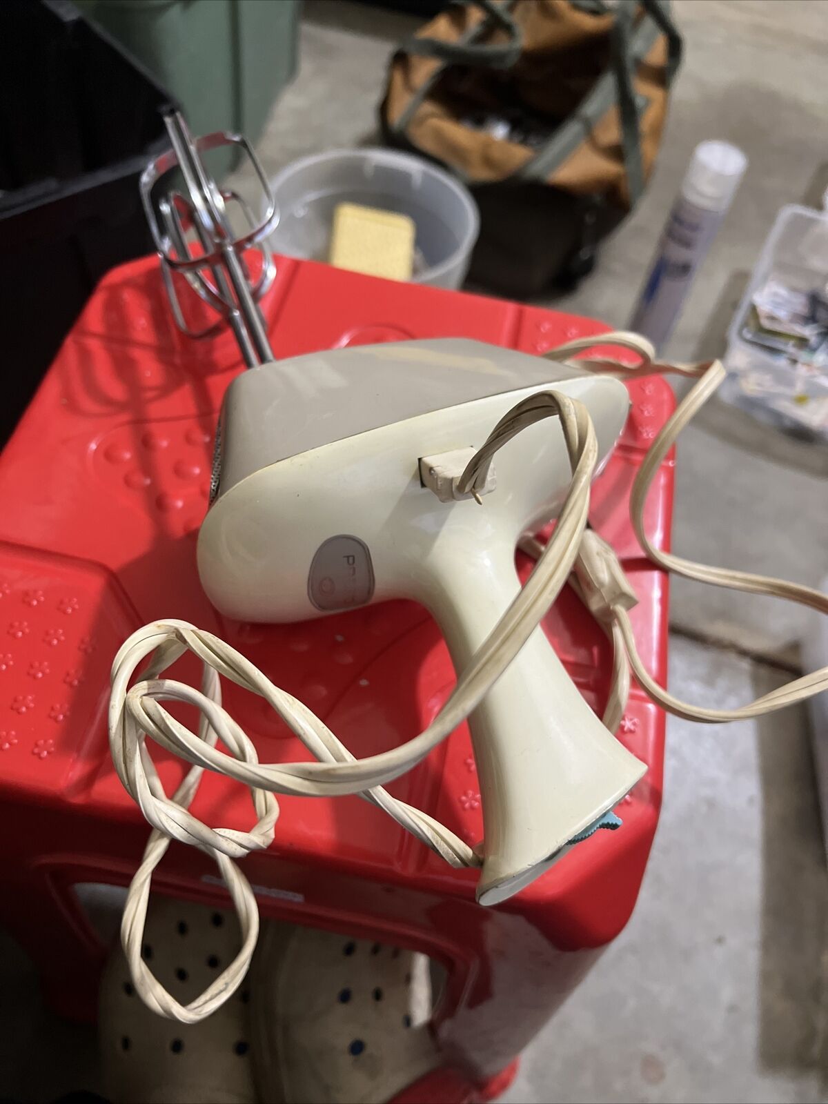 Vintage Presto Electric Hand Mixer 1960s Model LN01-A [WORKS]