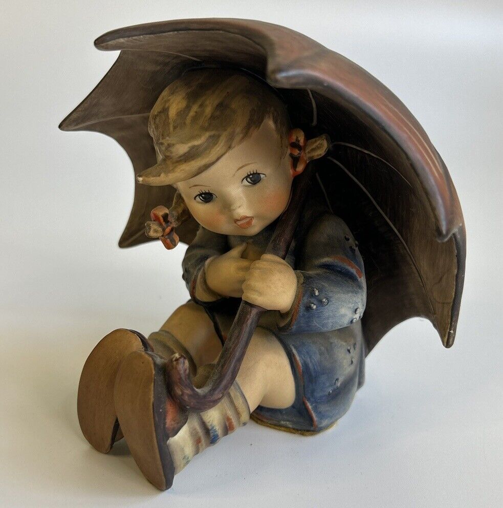 Vintage Goebel / Hummel Figurine - Umbrella Girl # 152/0 B - TMK-4 - 5 In