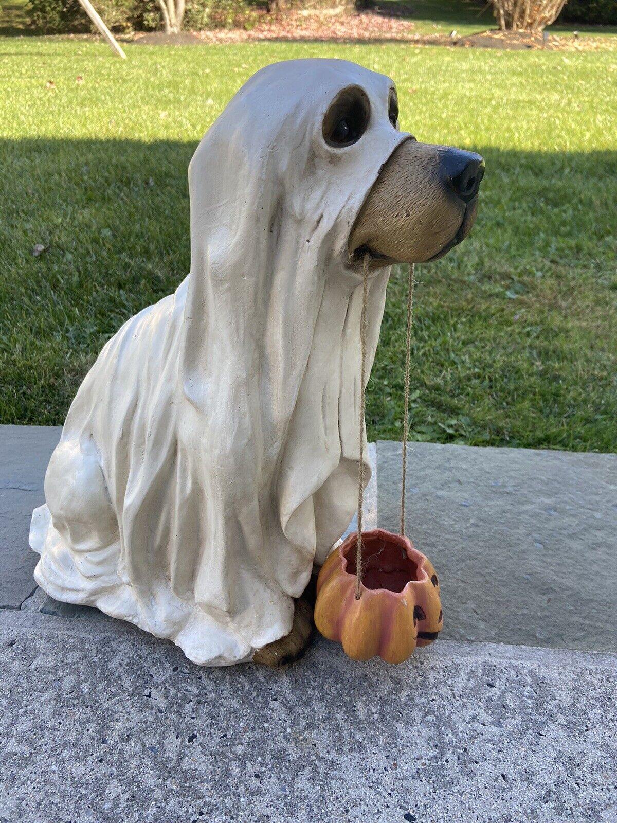 Cracker Barrel Halloween Dog Too Cute To Spook Ghost Labrador Pumpkin 18” Statue