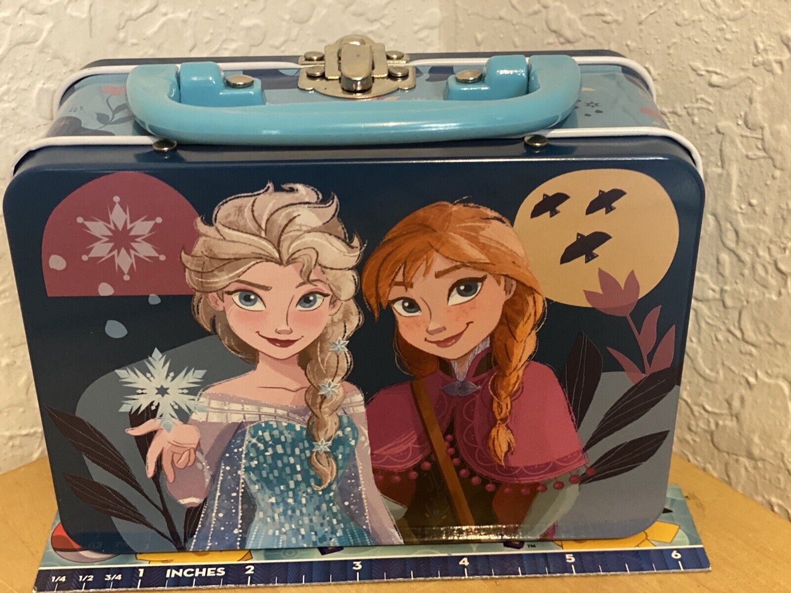 Frozen Snack Lunch Mini BoxContainer Elsa & Anna Metal Tin Colorful Girls Disney