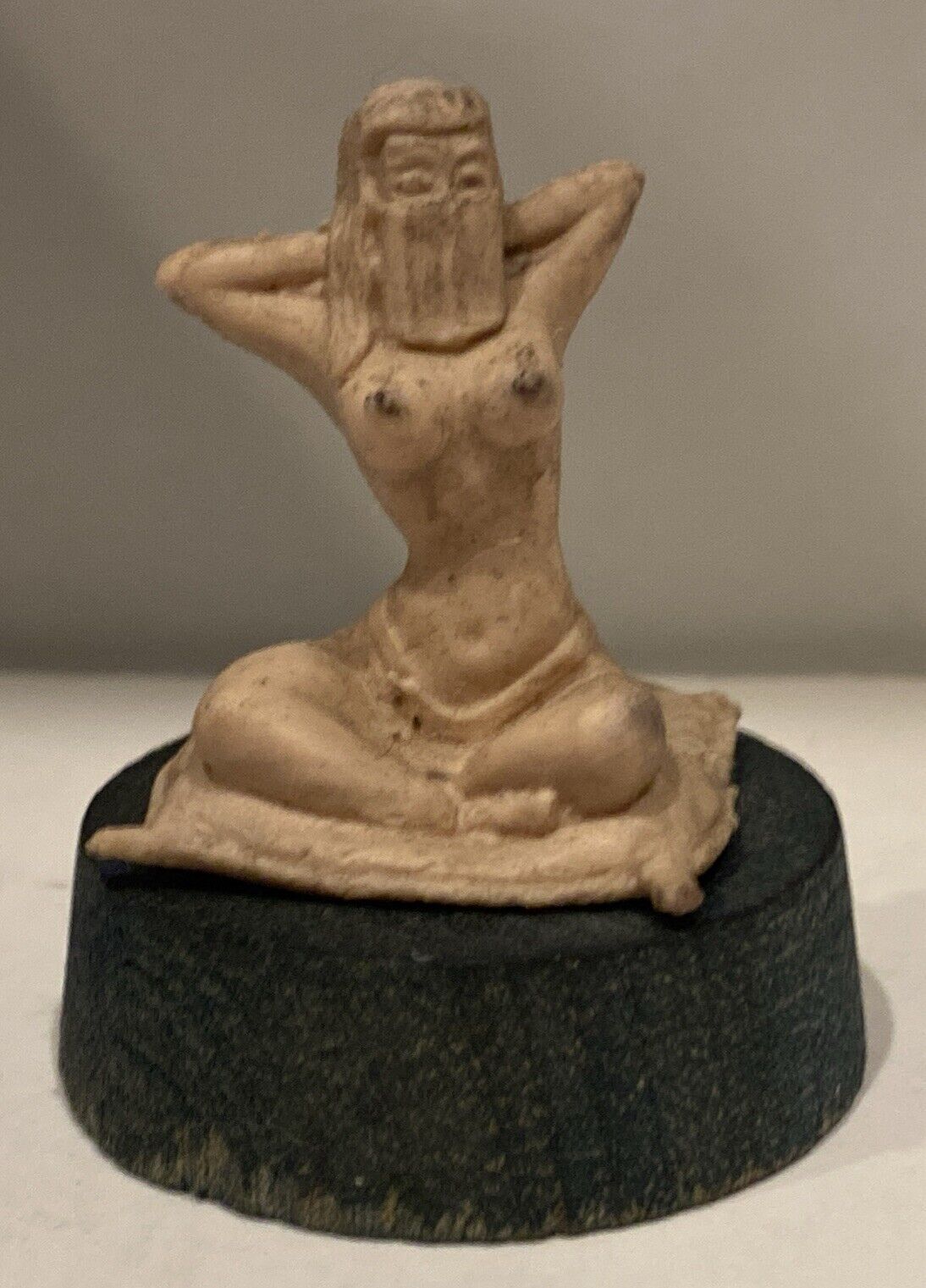 Exotic Harem Dancer That Moves With Crank On Bottom 2” Tall x 1.5” Round 1940’s