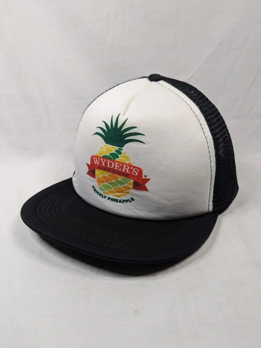 Wyder\'s Trucker Hat Hard Cider Prickly Pineapple Mesh Baseball Cap Black Rim