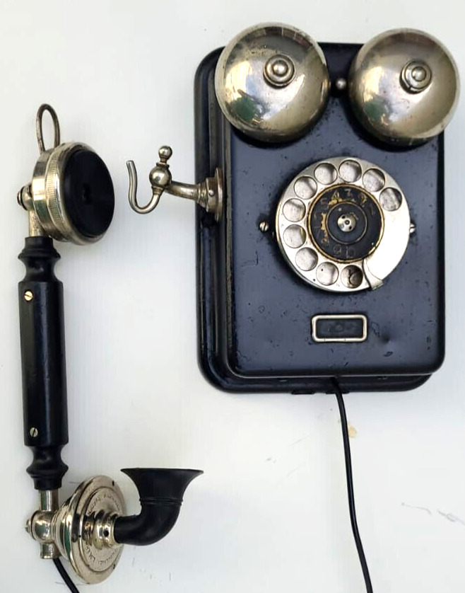 Vintage Ericsson DE 100 1920 Antique Telephone - Collectible - GREAT CONDITON 