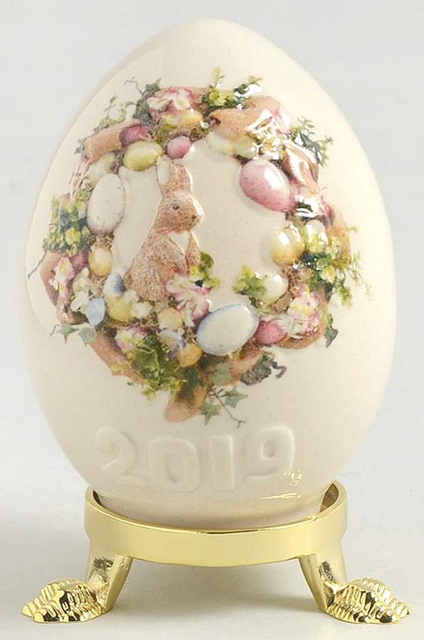 Goebel Goebel Easter Egg Bunny With Egg Wreath - Boxed 11629508