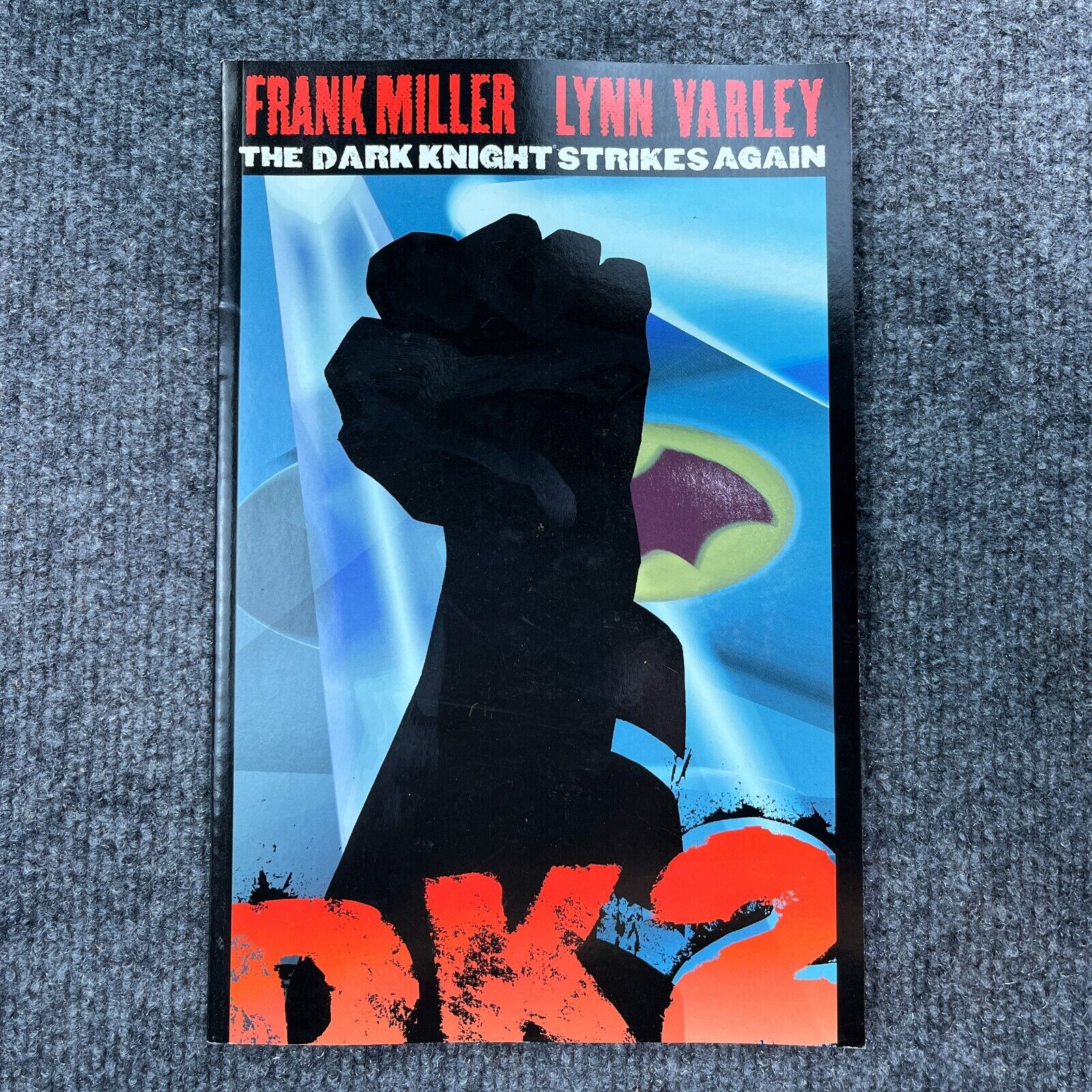 Batman DK2 The Dark Knight Strikes Again # 1 - Frank Miller Paperback