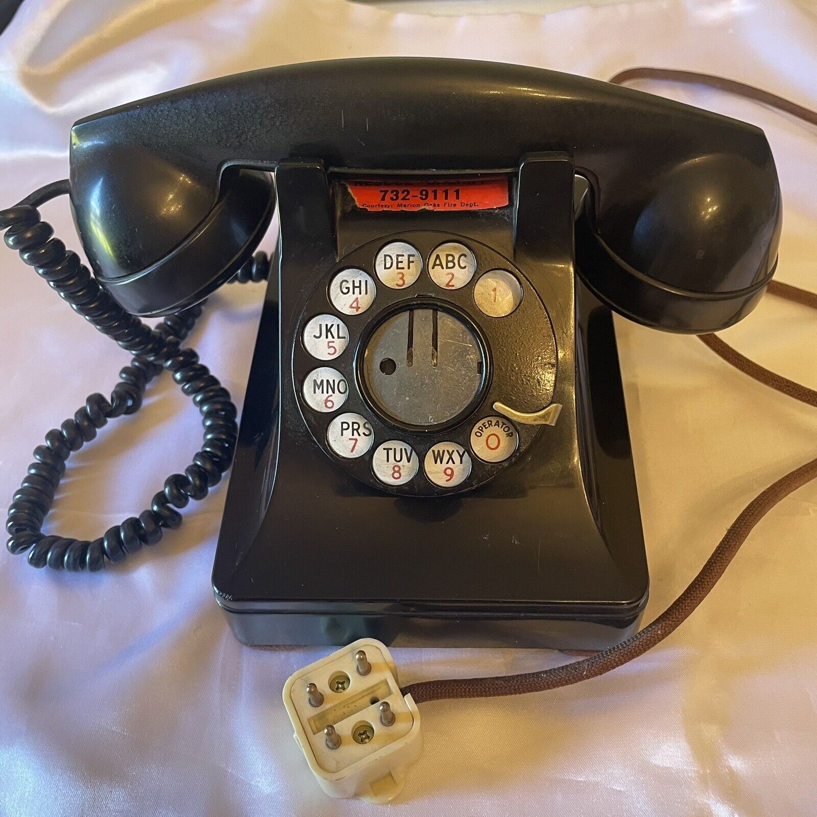 Vintage F1W Black Western Electric Company Rotary Dial Desk Table Top Phone USA