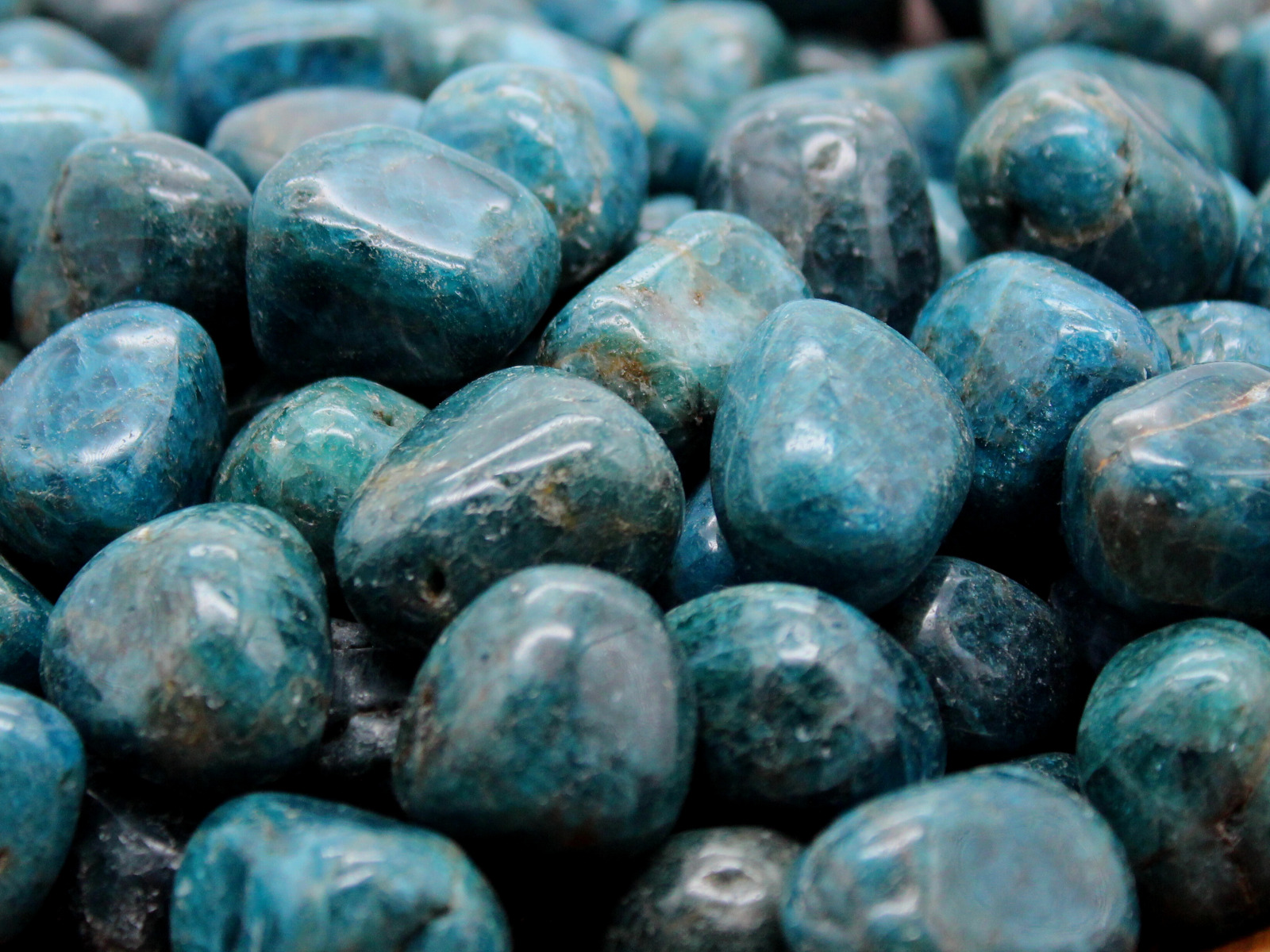 Blue Apatite Tumbled Gemstones - Polished Bulk Wholesale Options - 1 LB