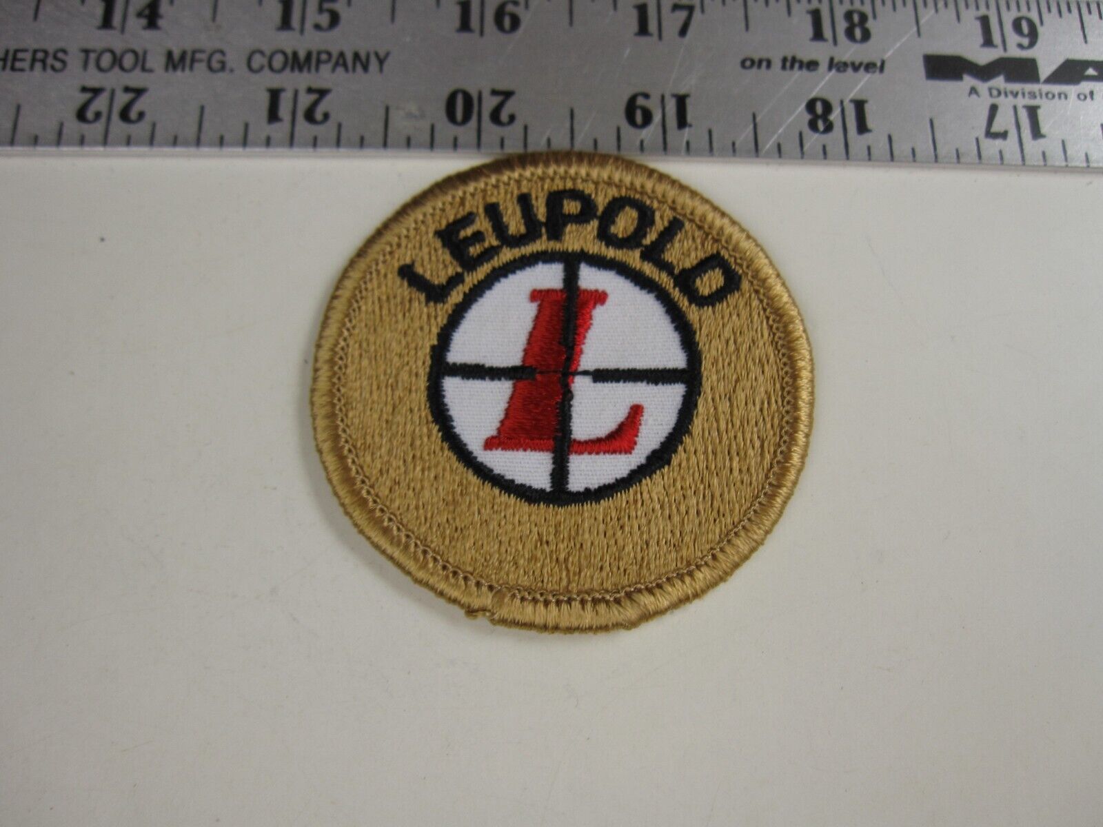 Vintage Leupold Hunting Shooting Related Patch   BIS