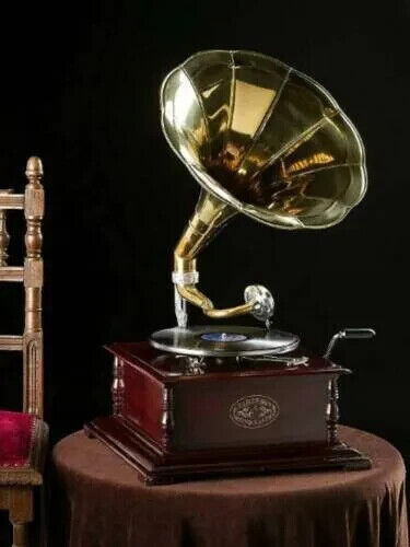 Gramophone With Brass Horn ~ Record Player – 78 Rpm  Wind Up Vinyl Phonograph