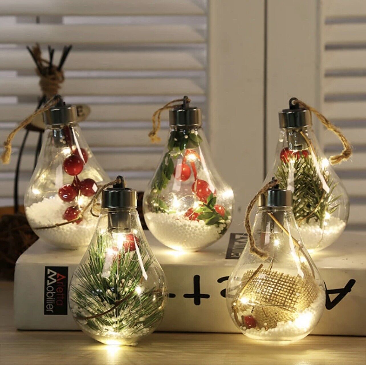 Set of 5 LED Christmas Light Bulbs Ornaments Decor With Snow & Holiday Plants