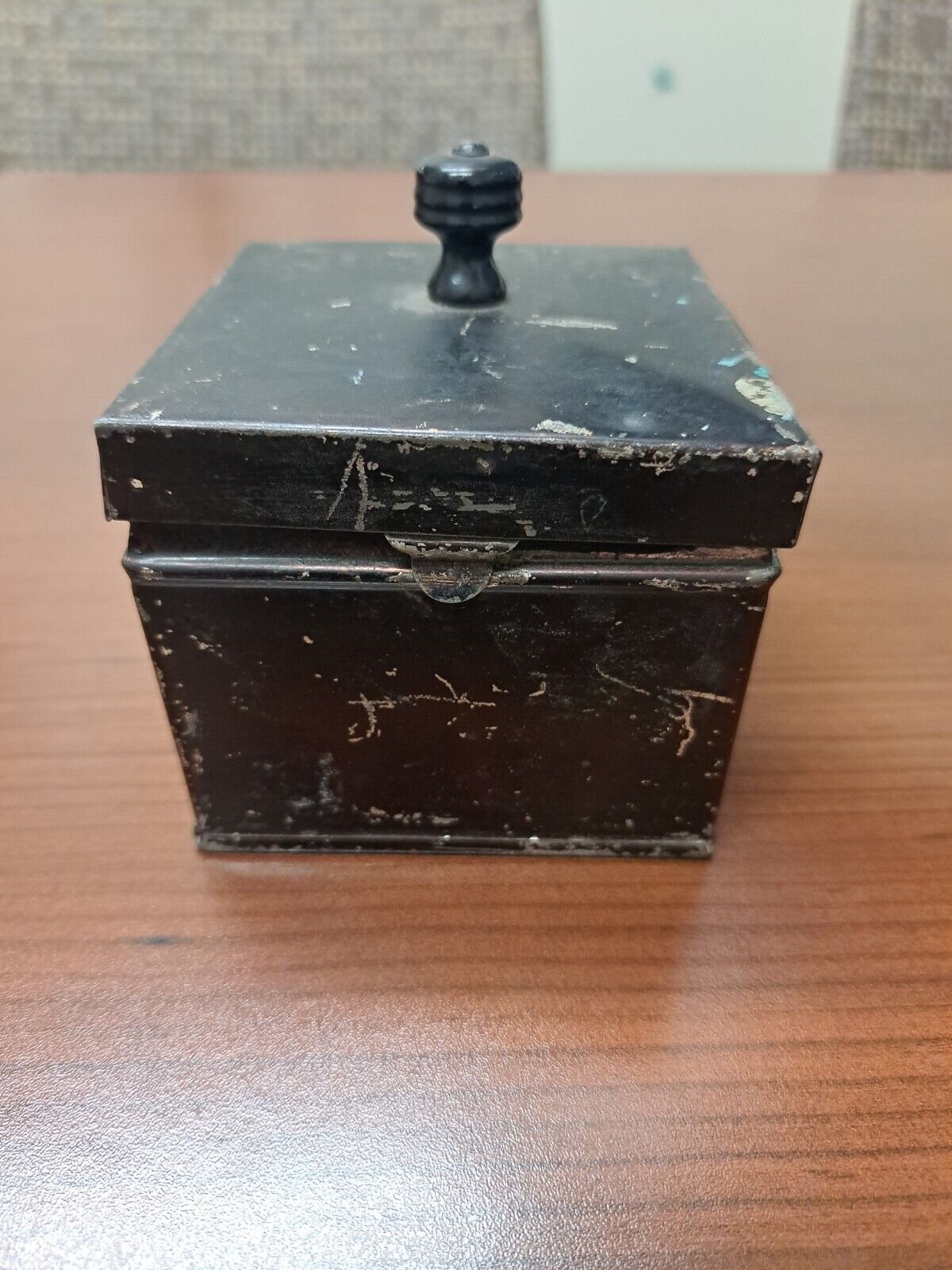 Vintage Nutmeg Tin Hinged Metal Box Wood Handle
