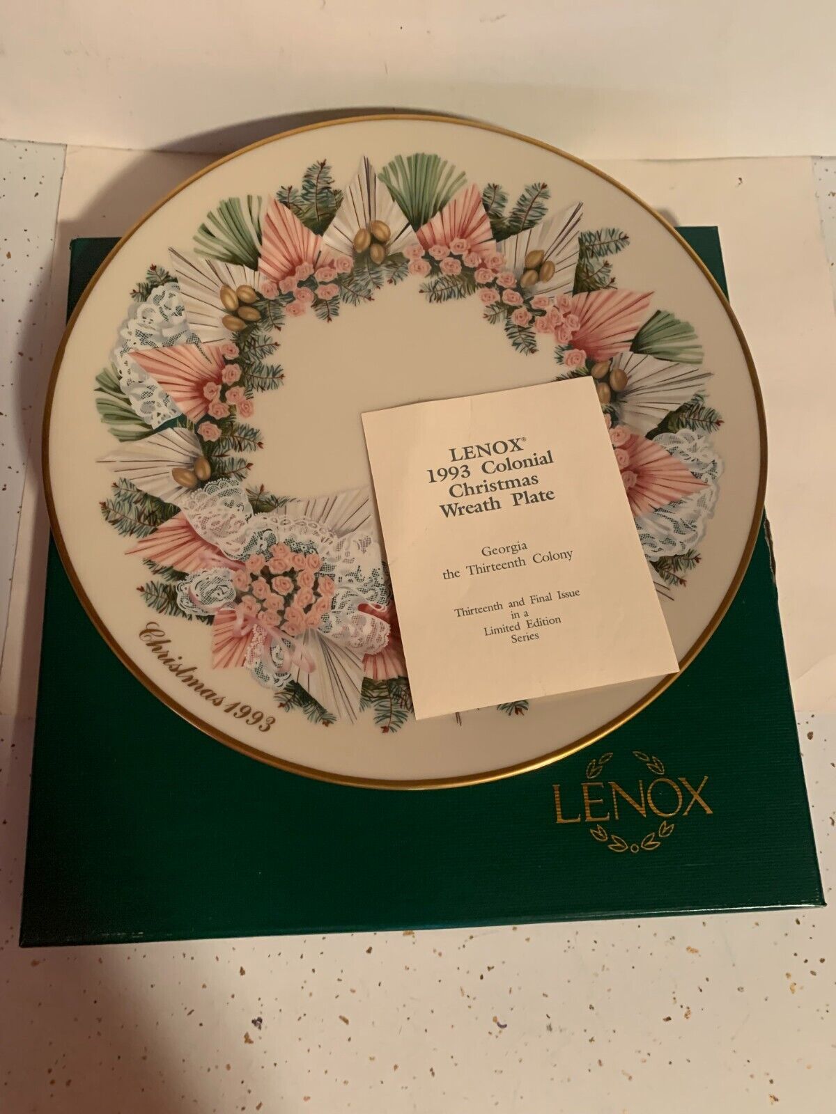 LENOX 1993 COLONIAL CHRISTMAS WREATH PLATE Georgia 13th and Final Issue Plate