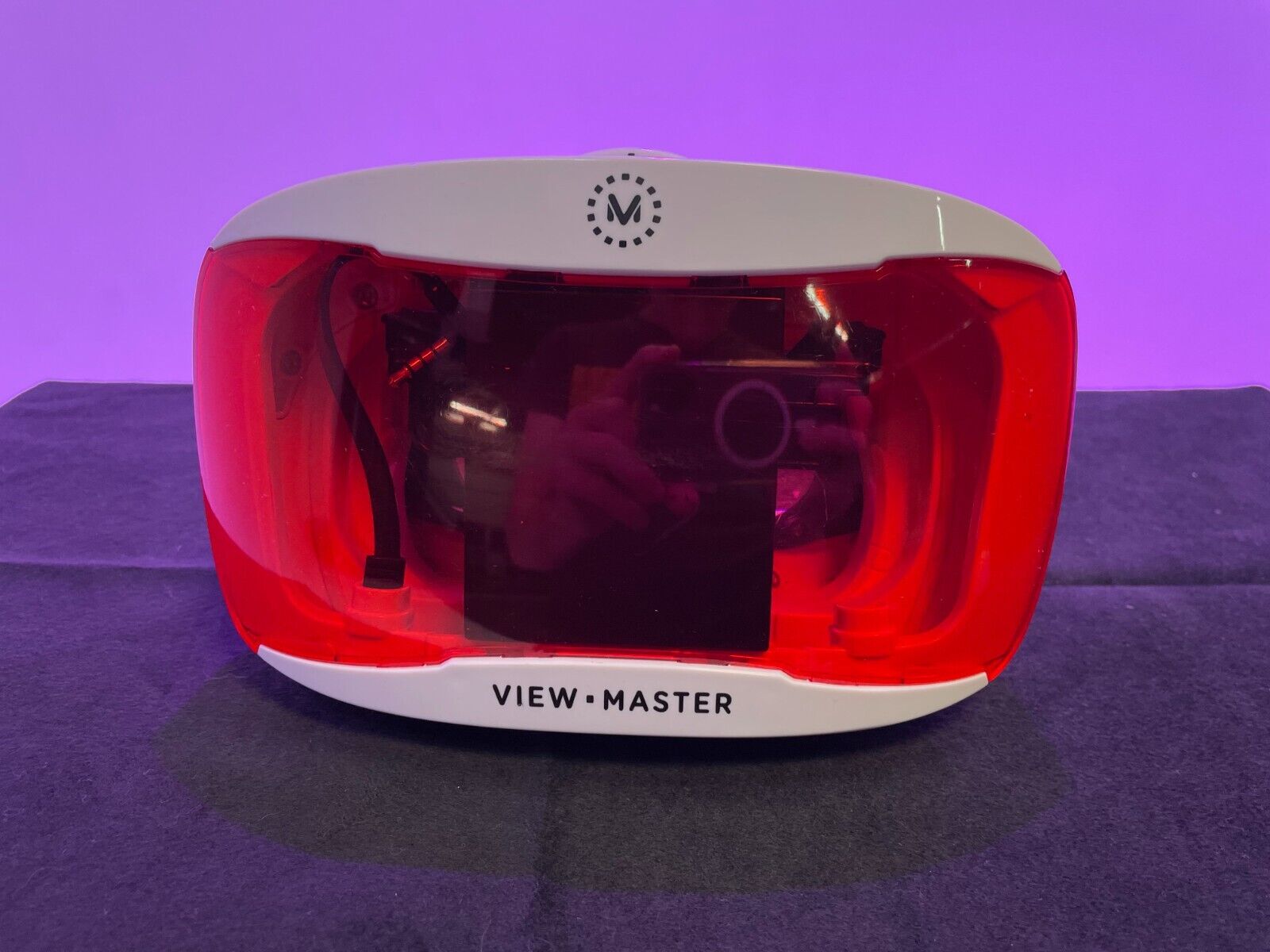 View Master Deluxe Virtual Reality VR Viewer, Model DLL68
