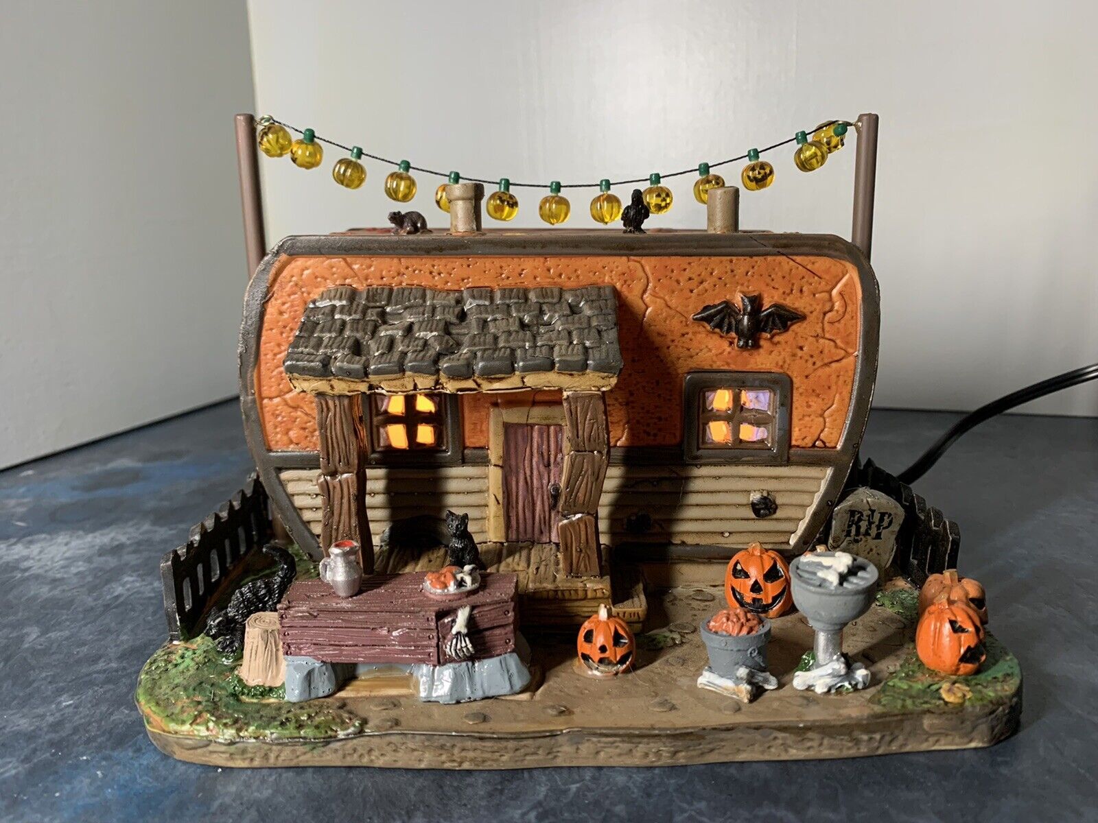 Lemax Creepy Camper -Spooky Town Holiday Village Lighted -Halloween Accent
