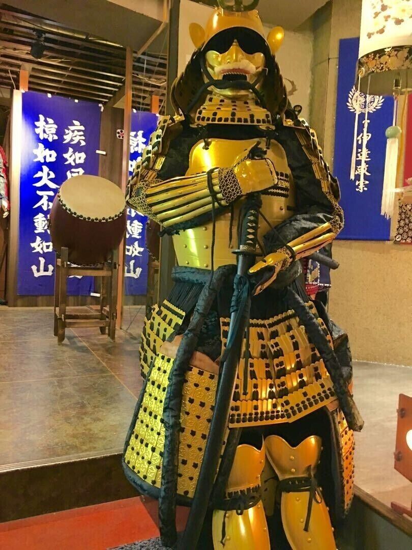 Antique Japanese Iron Gold Samurai Armor Yoroi With Case antique.