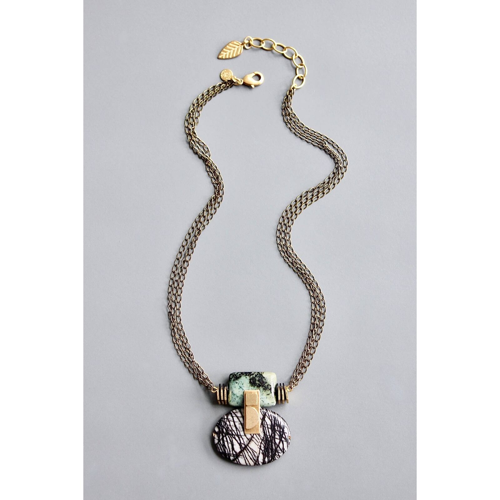 Jasper and Chain Art Deco Necklace with Oxidized Brass - 17
