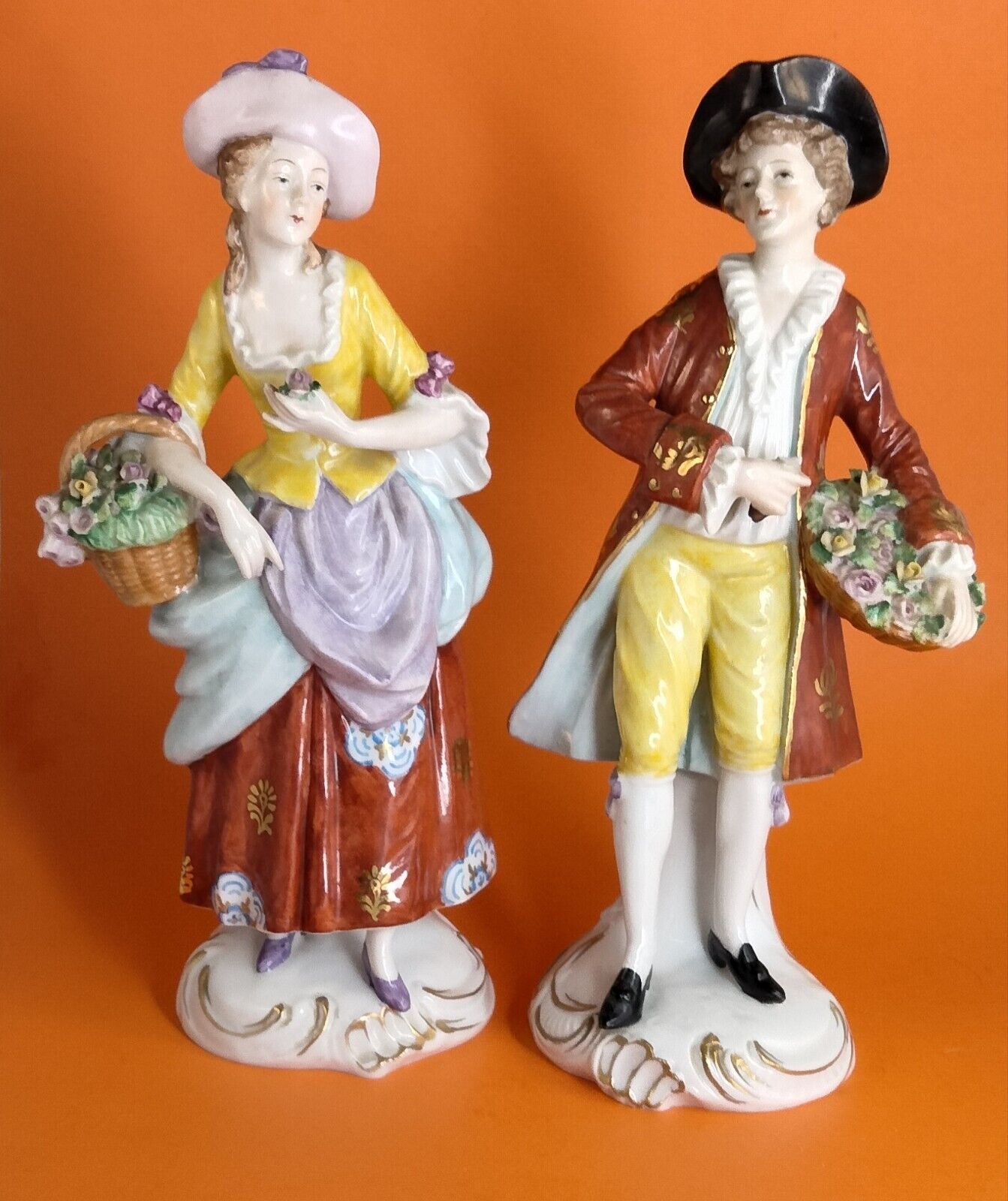 Antique Matched Pair Sitzendorf Porcelain Male & Female Flower Seller Figurines
