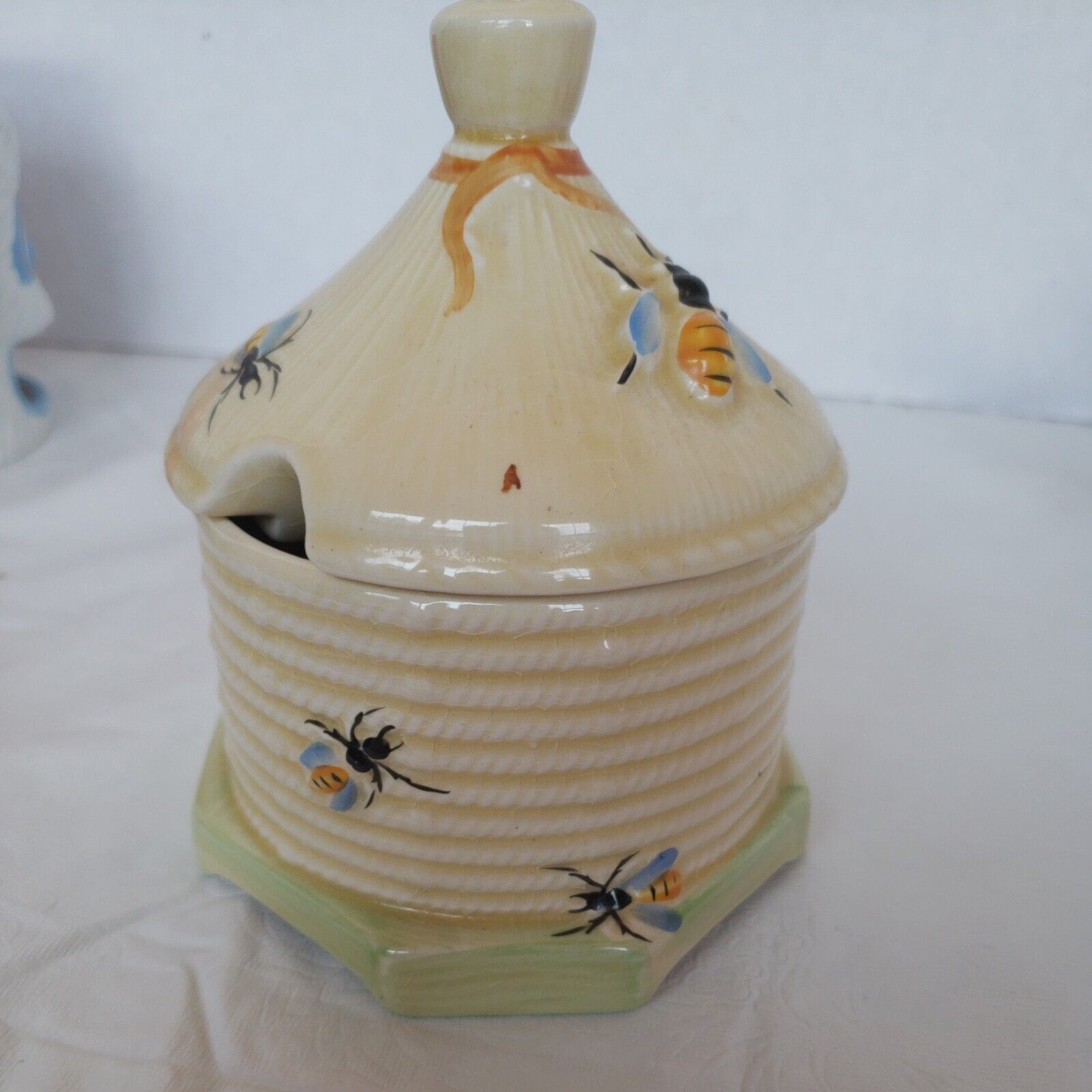 Crown Devon Vintage Honey Pot 1935